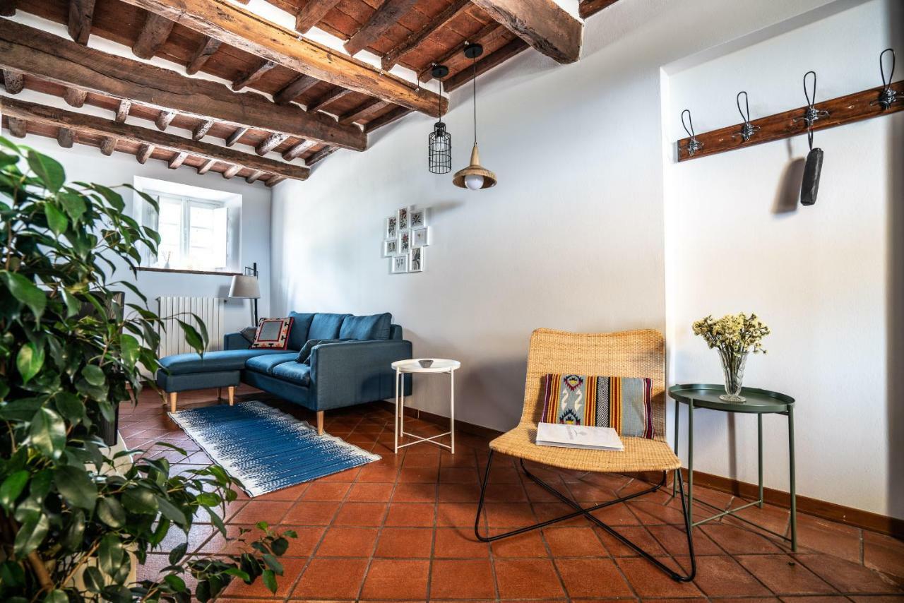 Accogliente Alloggio Con Vista E Piscina 루카 외부 사진