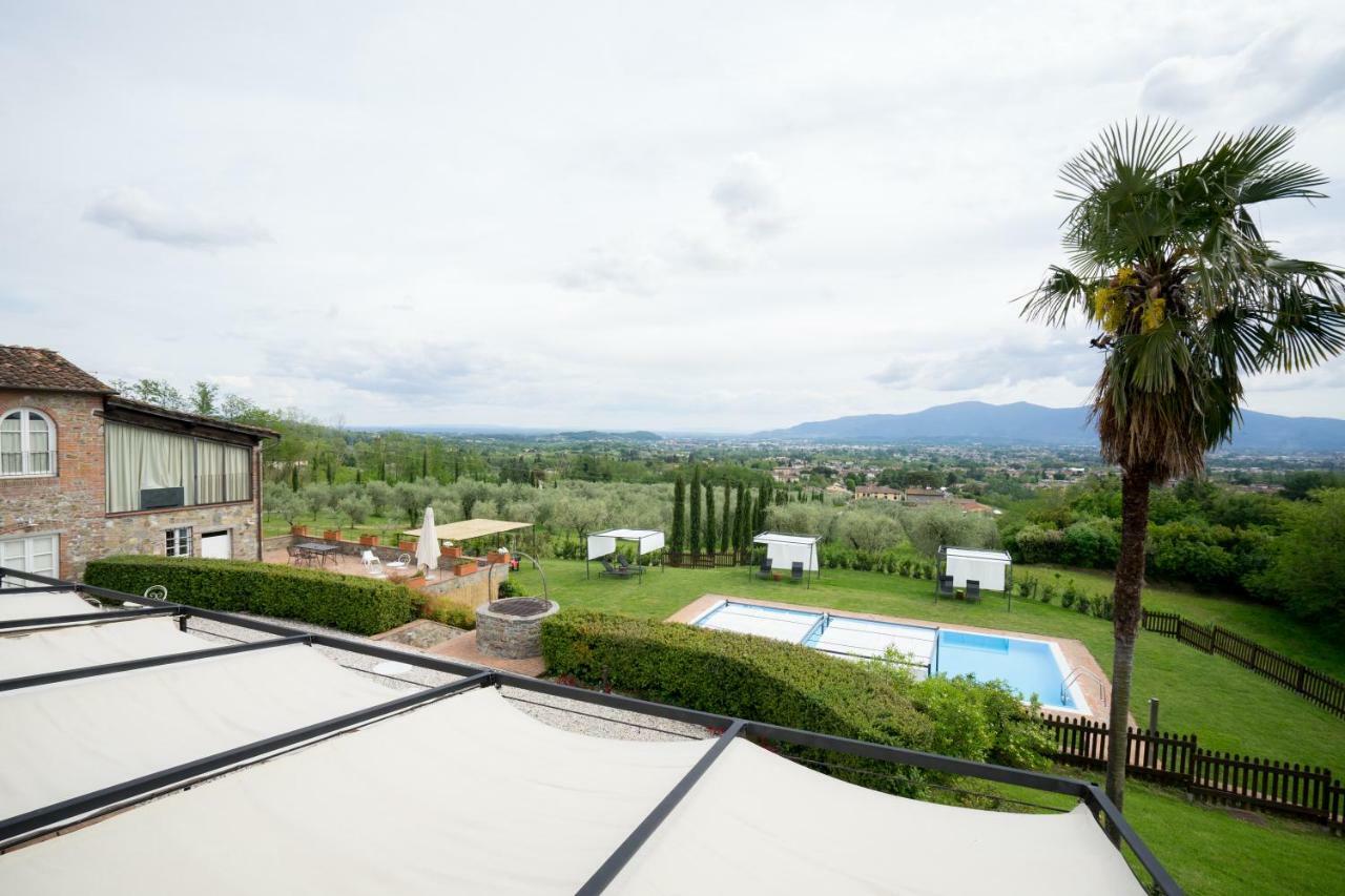 Accogliente Alloggio Con Vista E Piscina 루카 외부 사진
